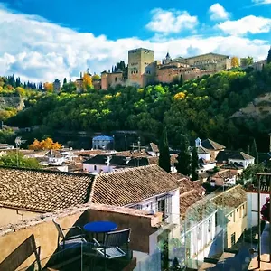 https://alhambra-apartamentos-turisticos.es-andalucia.com