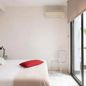 https://eric-vokel-bcn-suites.catalonia-hotels.com